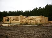 Этап строительства бревенчатого дома - фасад